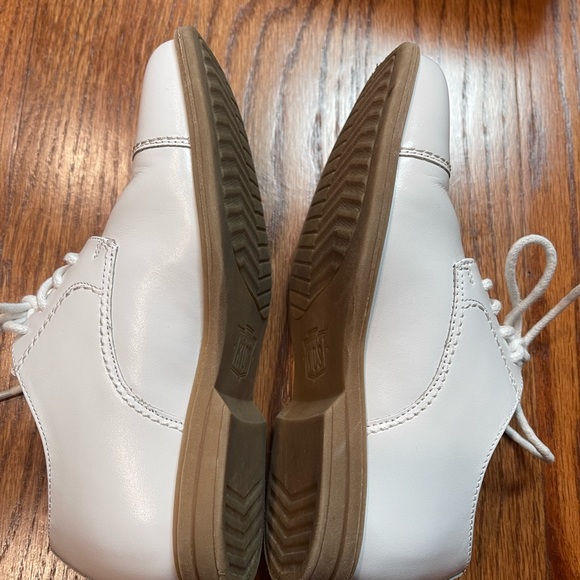 Florsheim Reveal Cap Toe Oxford, Jr. - Picture 4 of 9